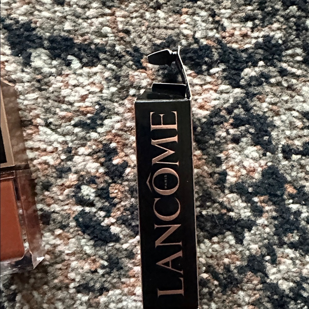 Lancome Liquid Eye Blusher - Picture 3 of 3